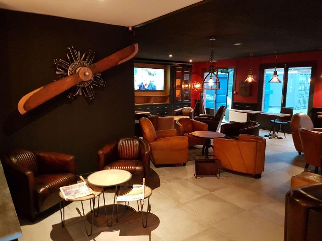 Kyriad Lille Est - Hem Restaurant photo